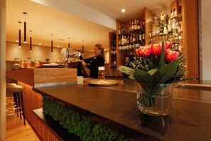 Bar (in der Unterkunft)