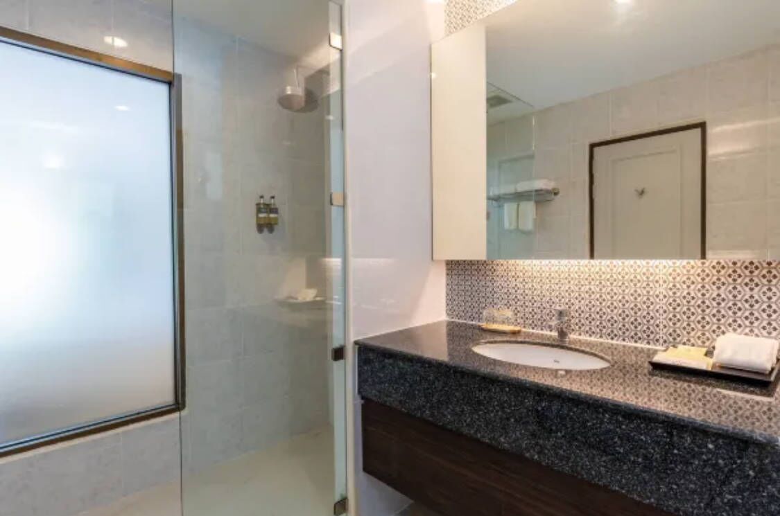 Bathroom | Shower, rainfall showerhead, free toiletries, hair dryer