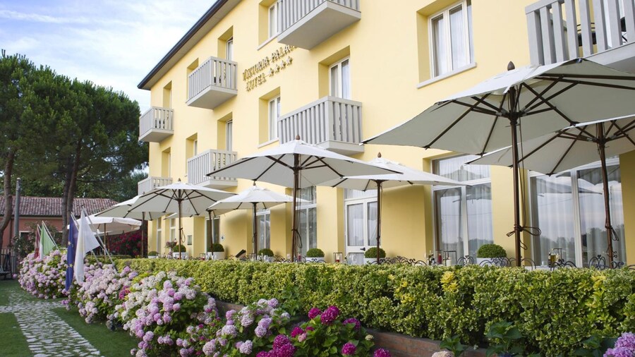 Viktoria Palace Hotel