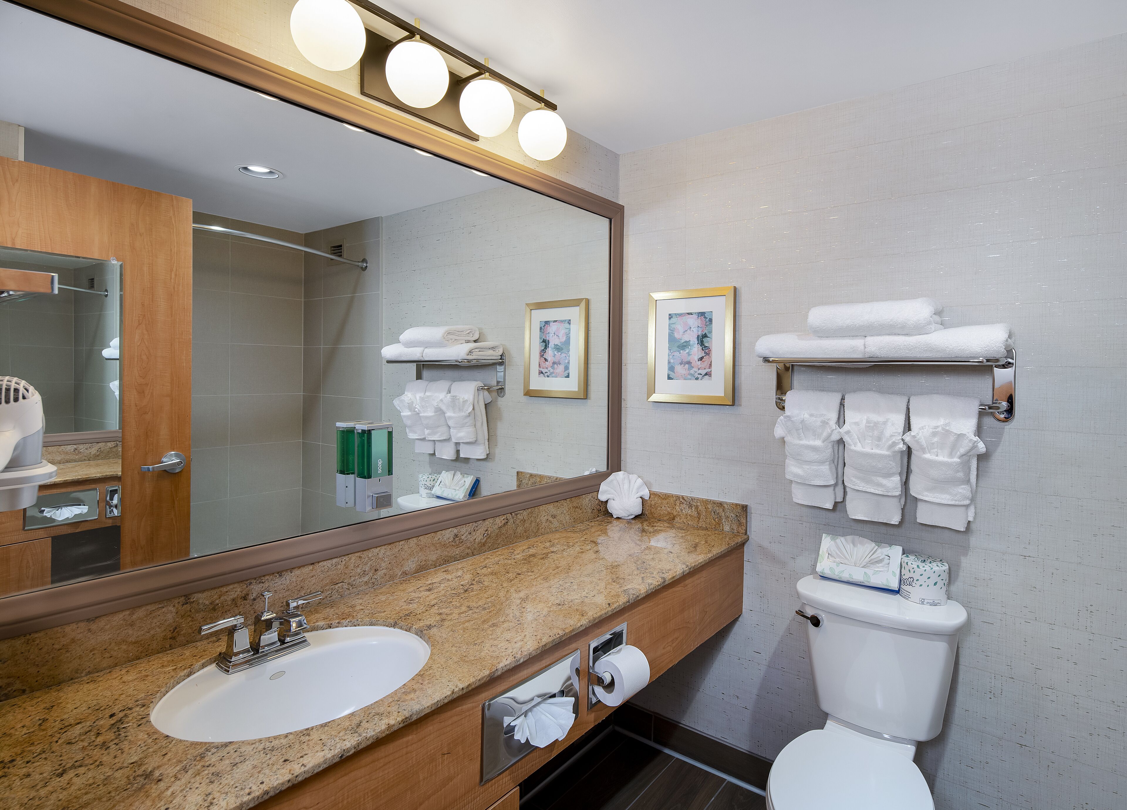 Cannery Hotel & Casino