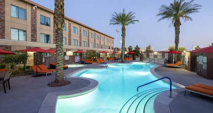 Cannery Hotel & Casino