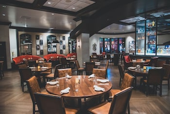 3 restaurants, breakfast, lunch, dinner served; American cuisine at Cannery Hotel & Casino