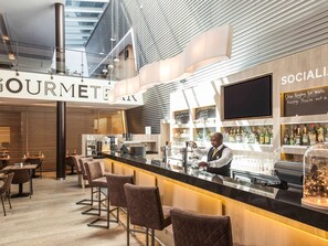 Bar (in der Unterkunft)