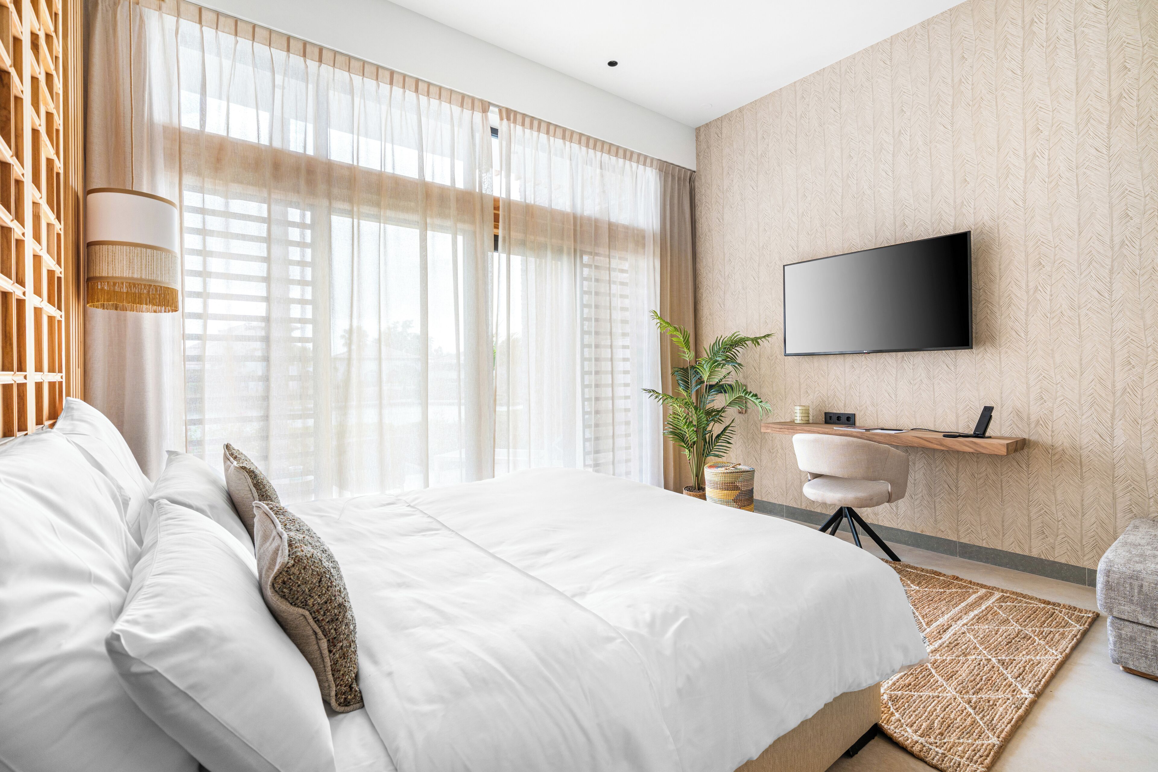 Deluxe Room, Multiple Beds (Family)