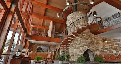 The Inn Of The Hills