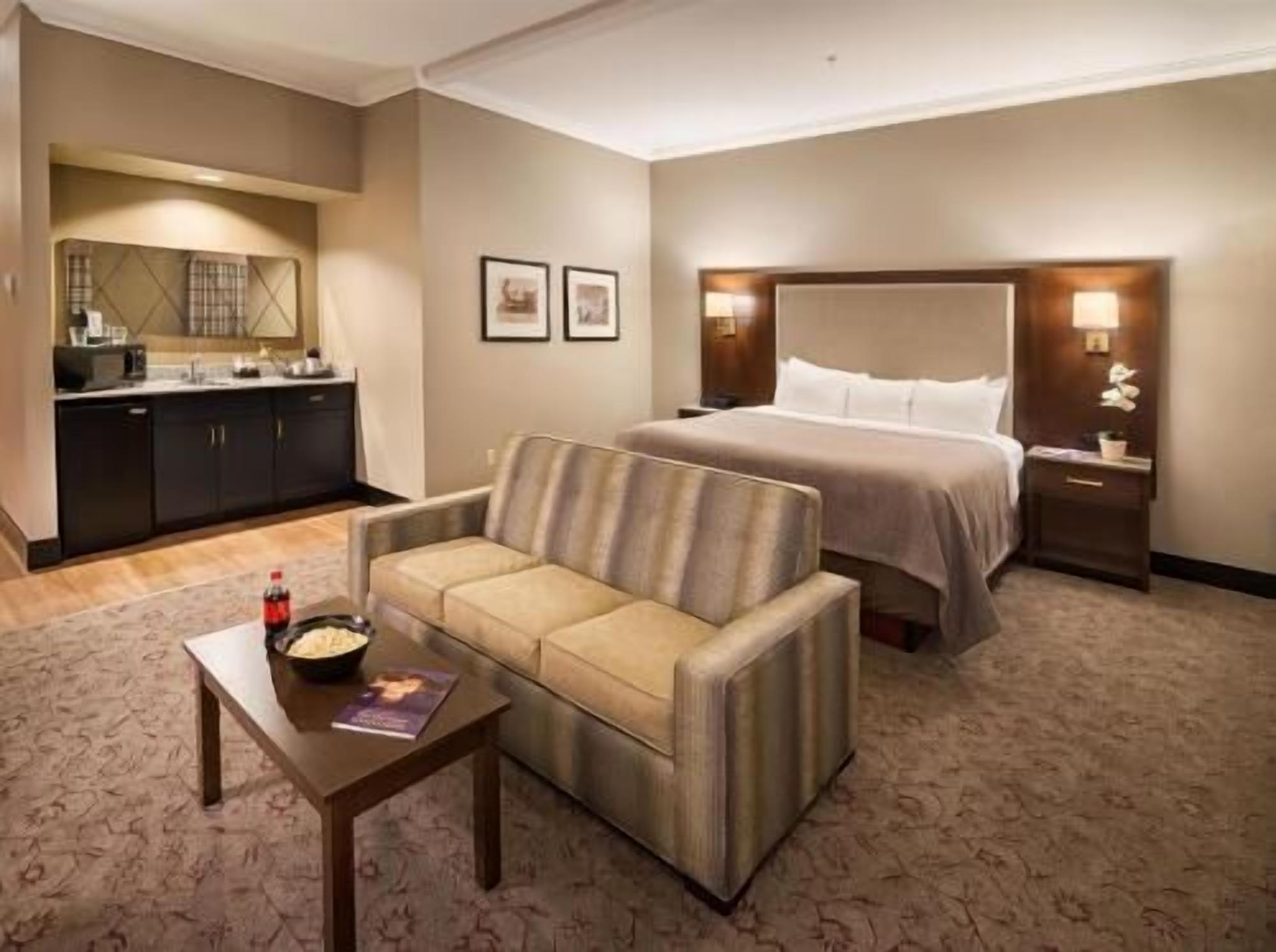 In-room safe, desk, iron/ironing board, free rollaway beds