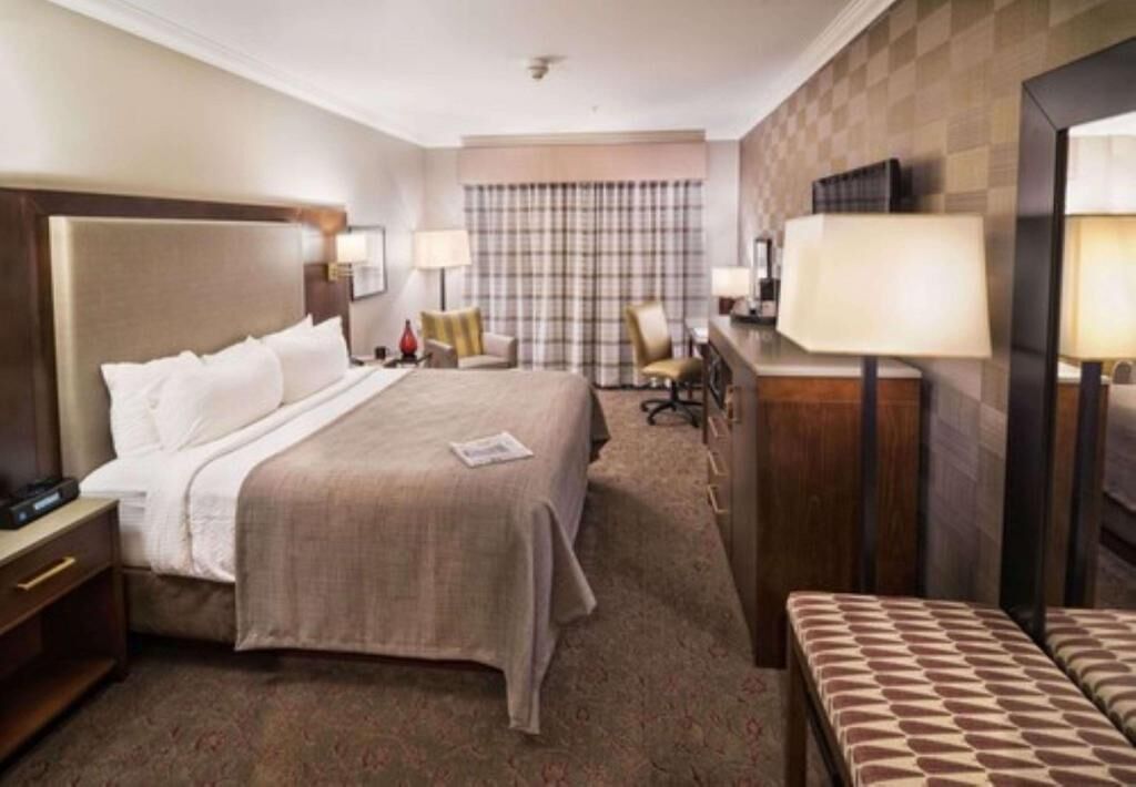 In-room safe, desk, iron/ironing board, free rollaway beds