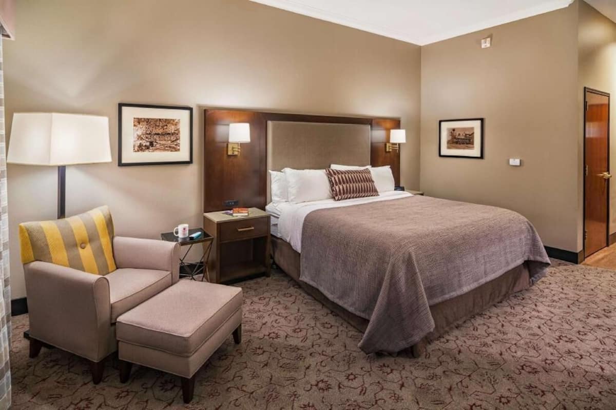 In-room safe, desk, iron/ironing board, free rollaway beds