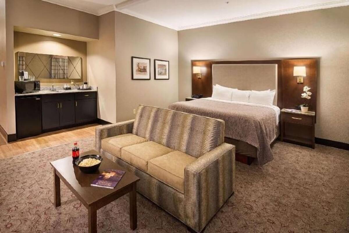 In-room safe, desk, iron/ironing board, free rollaway beds