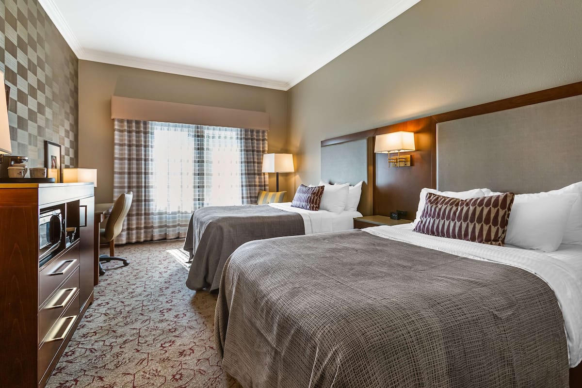 In-room safe, desk, iron/ironing board, free rollaway beds