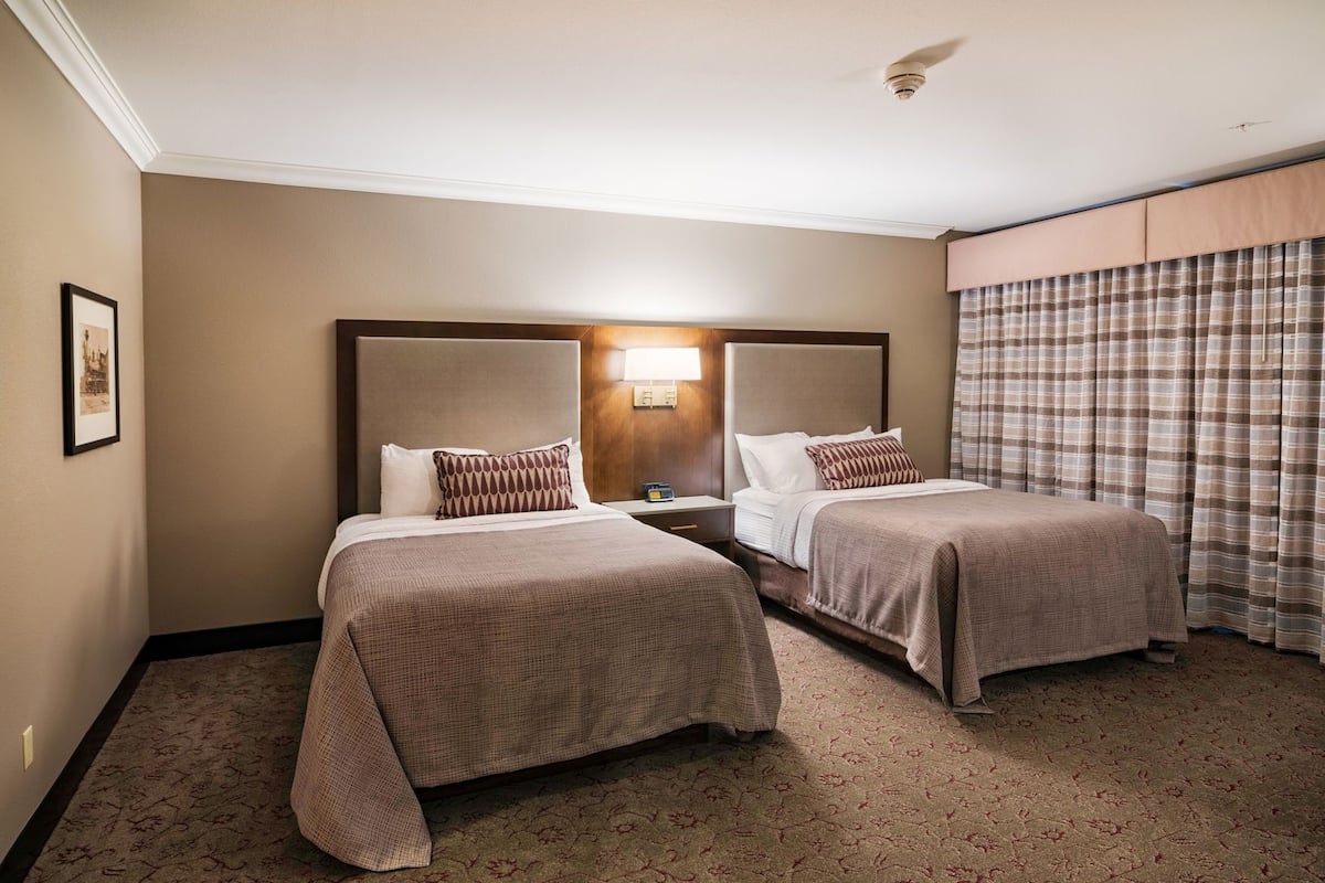 In-room safe, desk, iron/ironing board, free rollaway beds