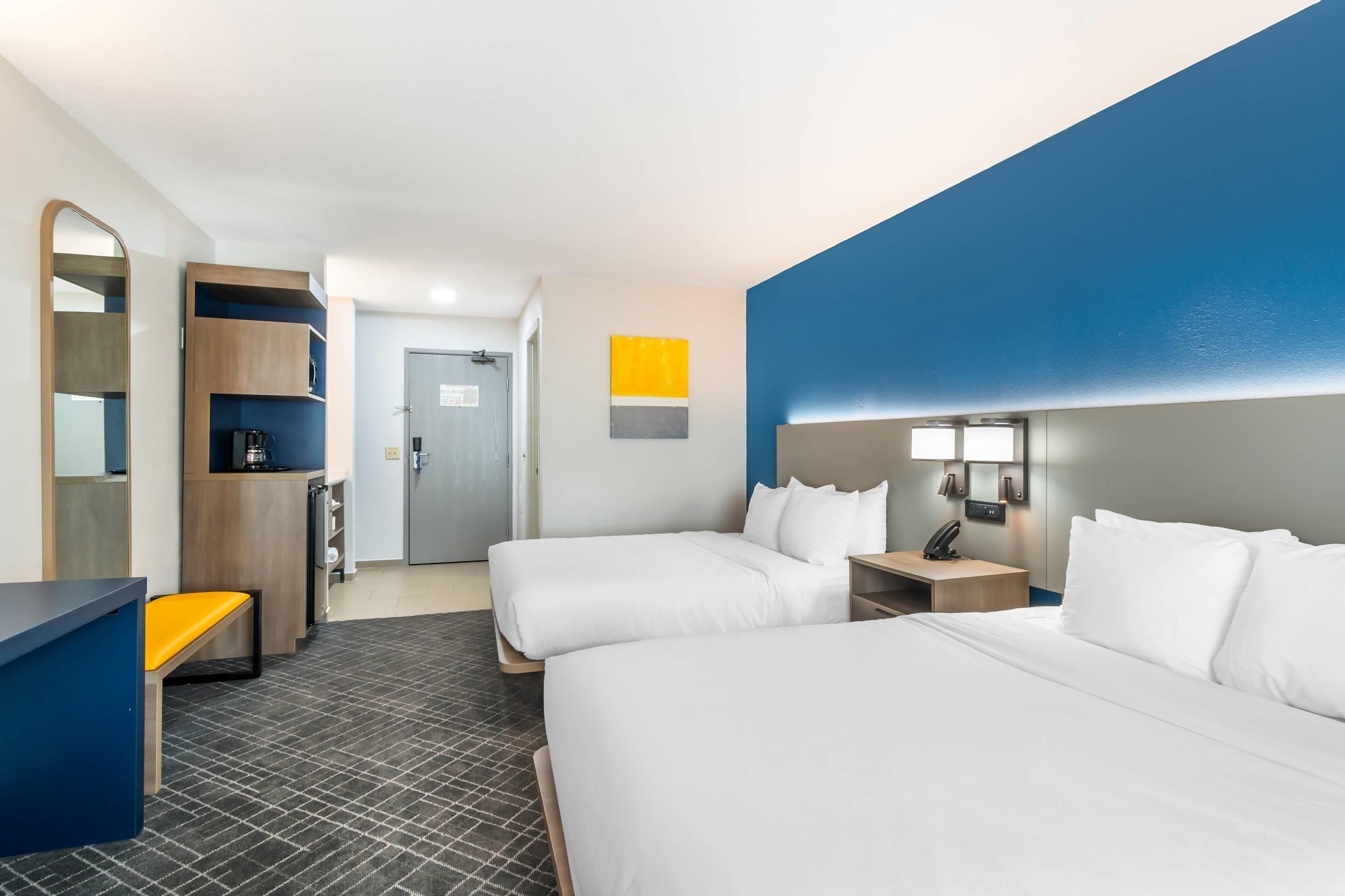 standard room, 2 queen beds, non smoking | hypo-allergenic bedding, desk, laptop workspace, blackout curtains