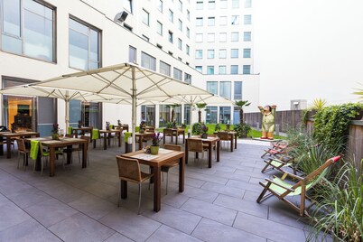 Lindner Hotel Berlin Ku’damm, part of JdV by Hyatt