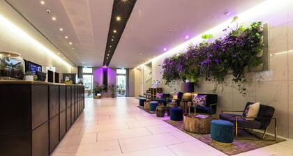 Lindner Hotel Berlin Ku’damm, part of JdV by Hyatt