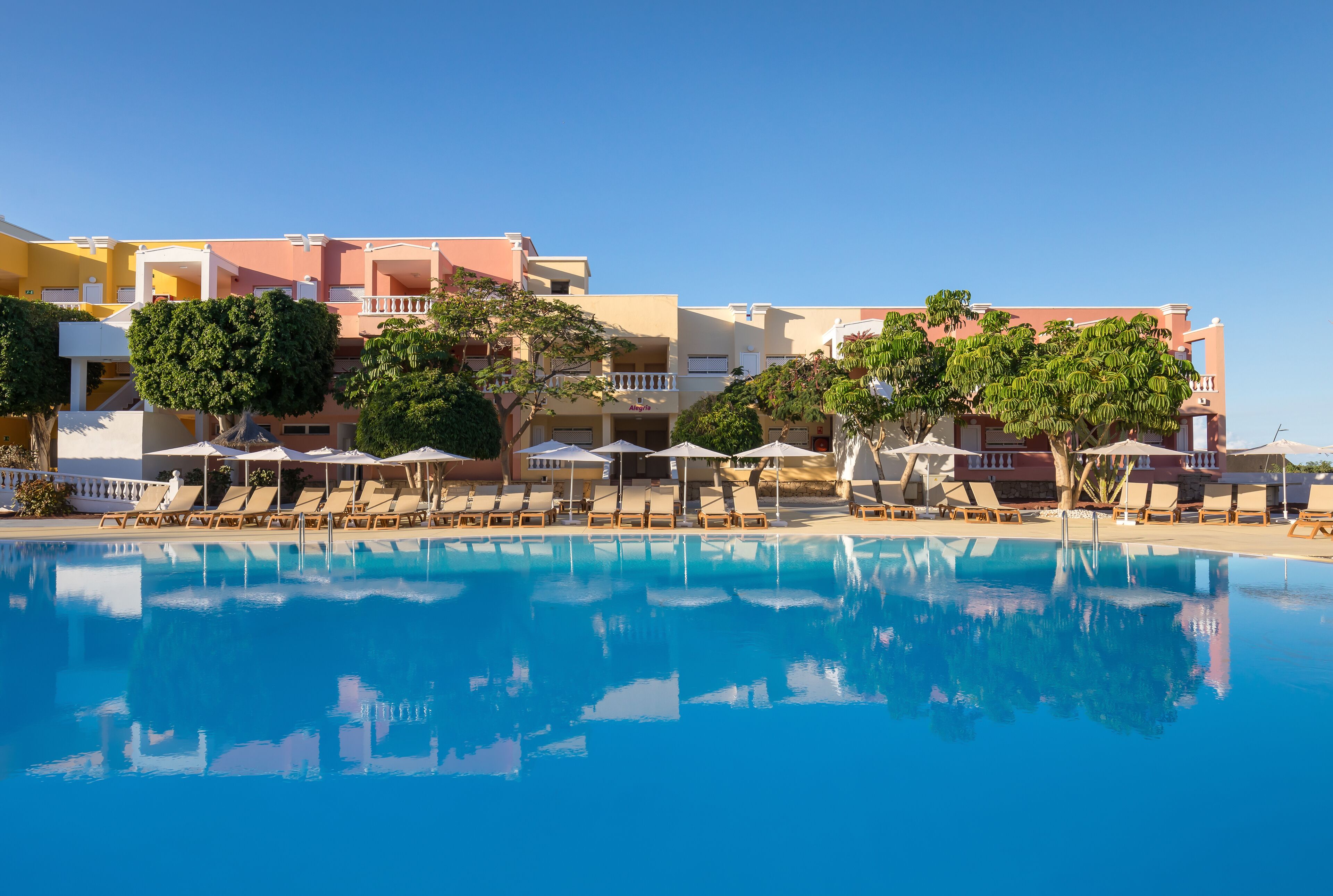 Photo - Allegro Isora