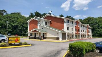 Façana frontal de l'allotjament