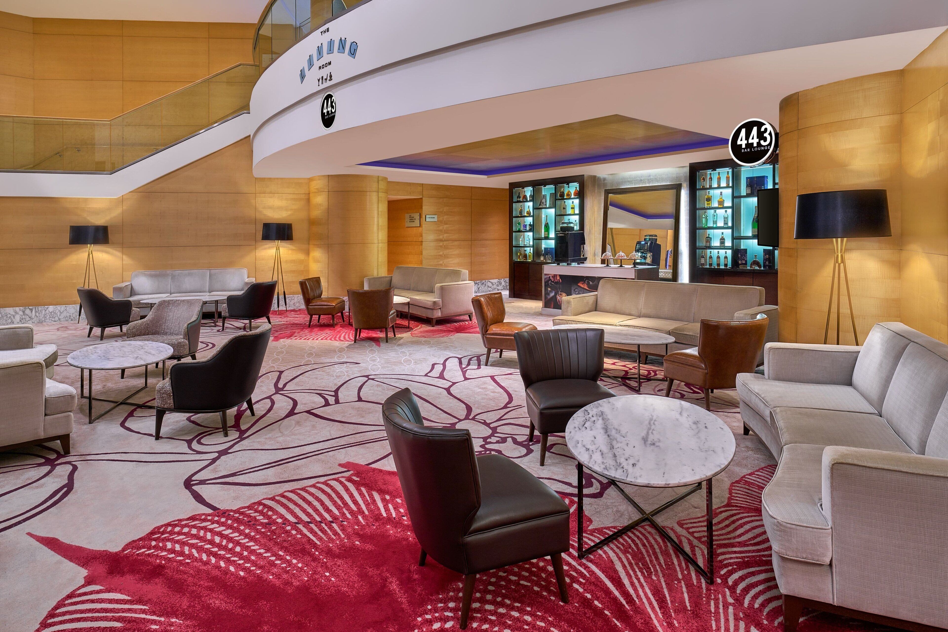 serves dinner and happy hour