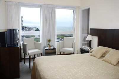 Hotel Iruña