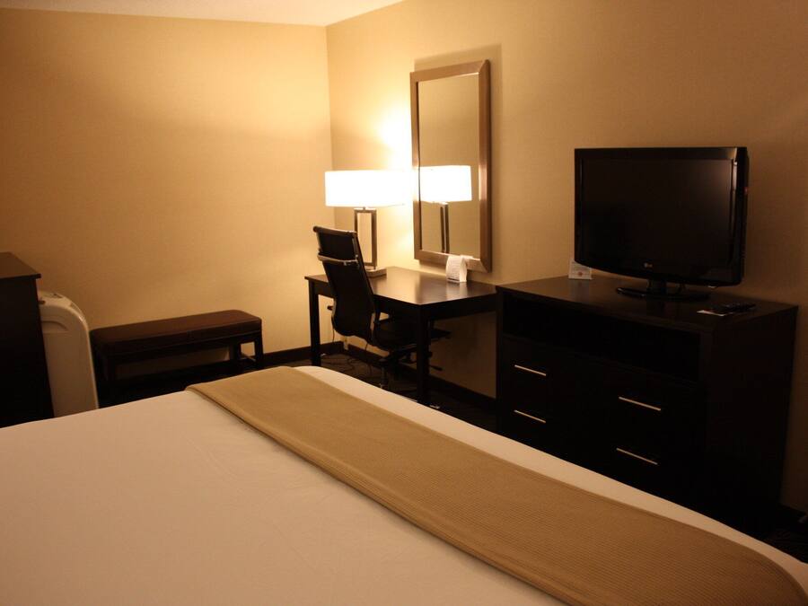 In-room safe, desk, blackout drapes, iron/ironing board