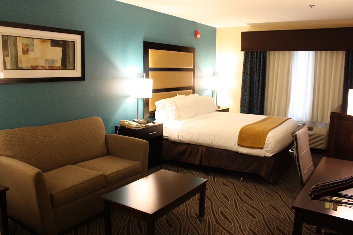 In-room safe, desk, blackout drapes, iron/ironing board