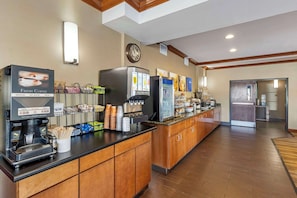 Free daily buffet breakfast