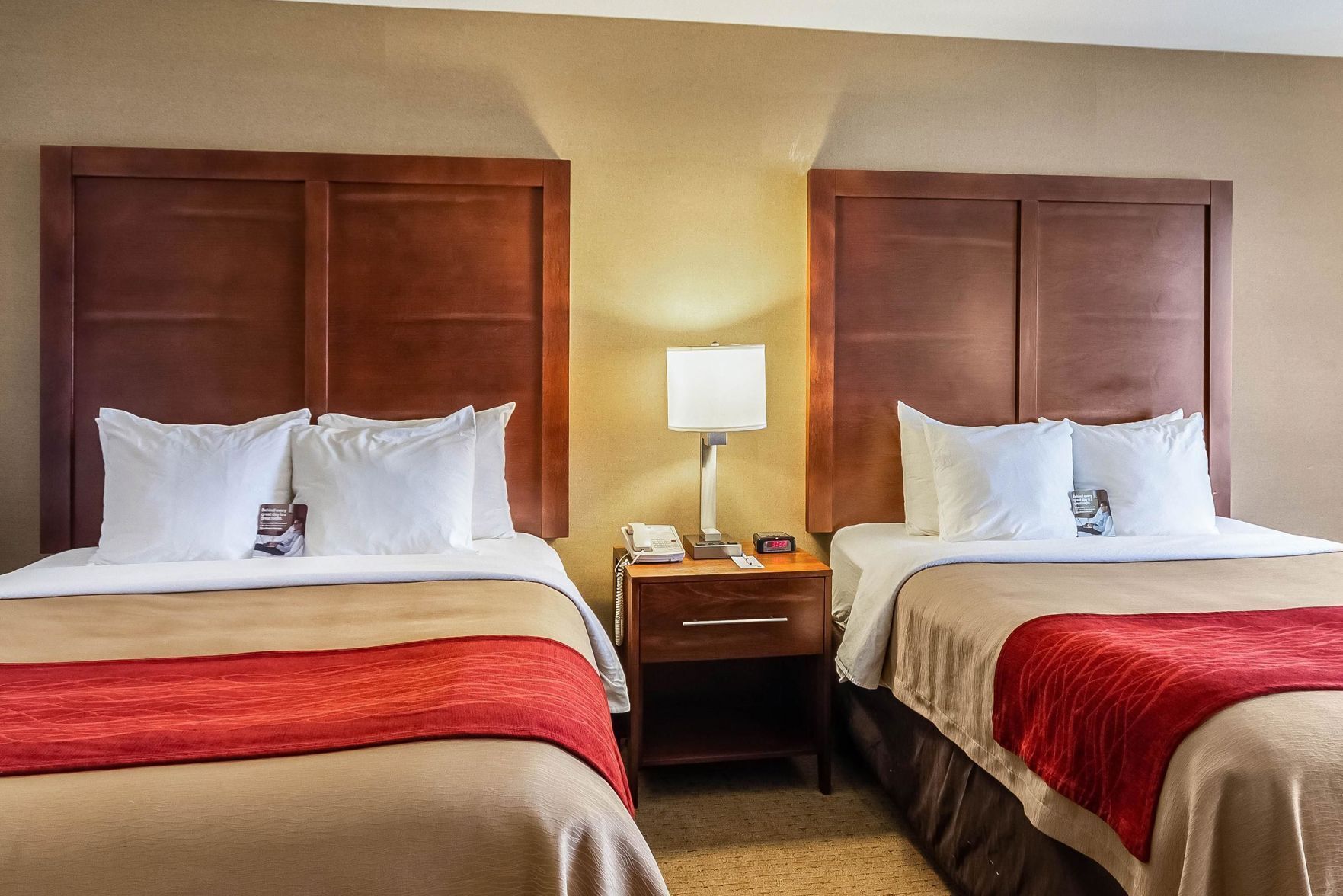 Decoración personalizada, muebles diferentes y escritorio 