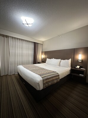 1 bedroom, in-room safe, desk, blackout drapes