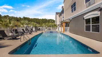 Seasonal outdoor pool