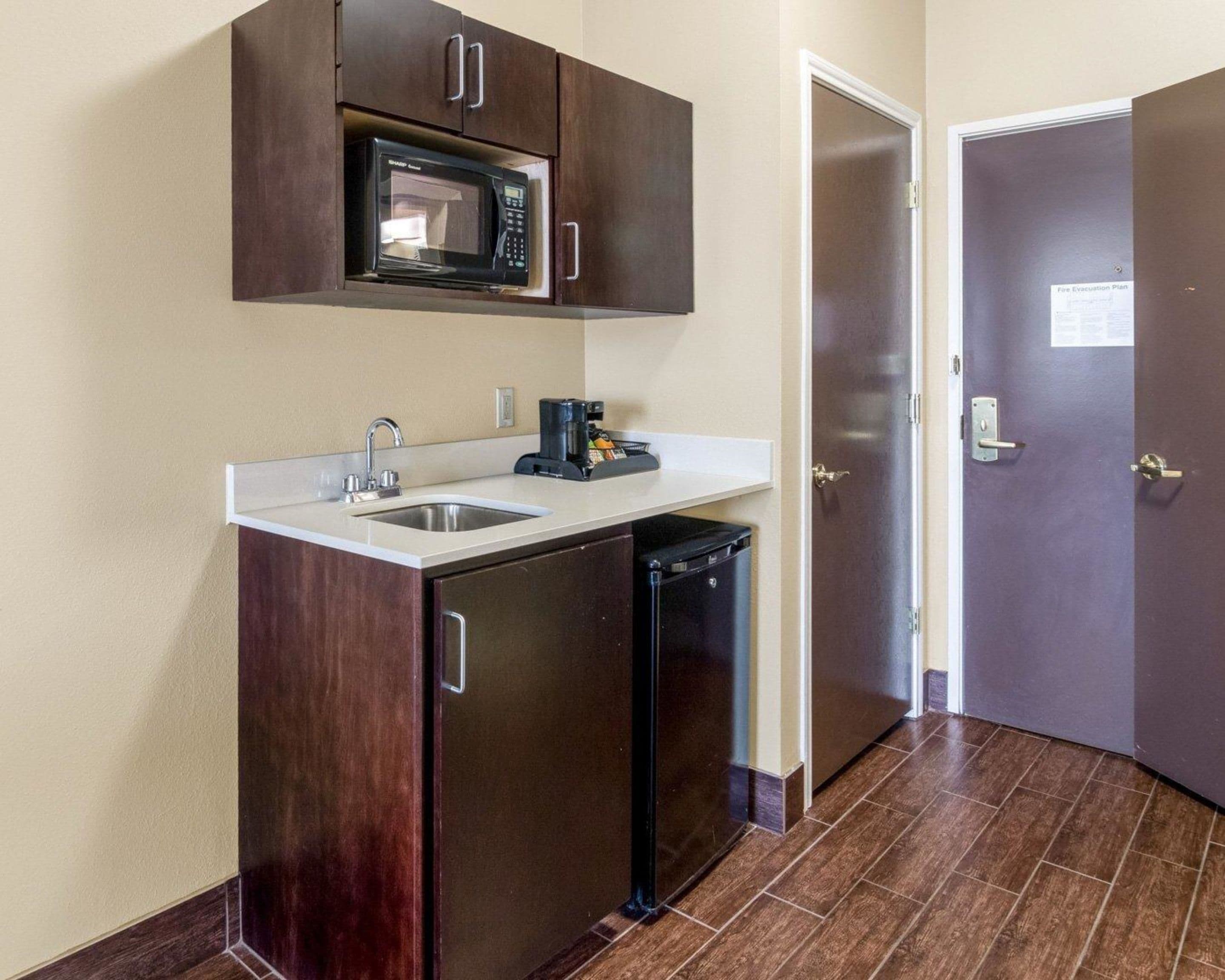 desk, iron/ironing board, free cots/infant beds, free wifi