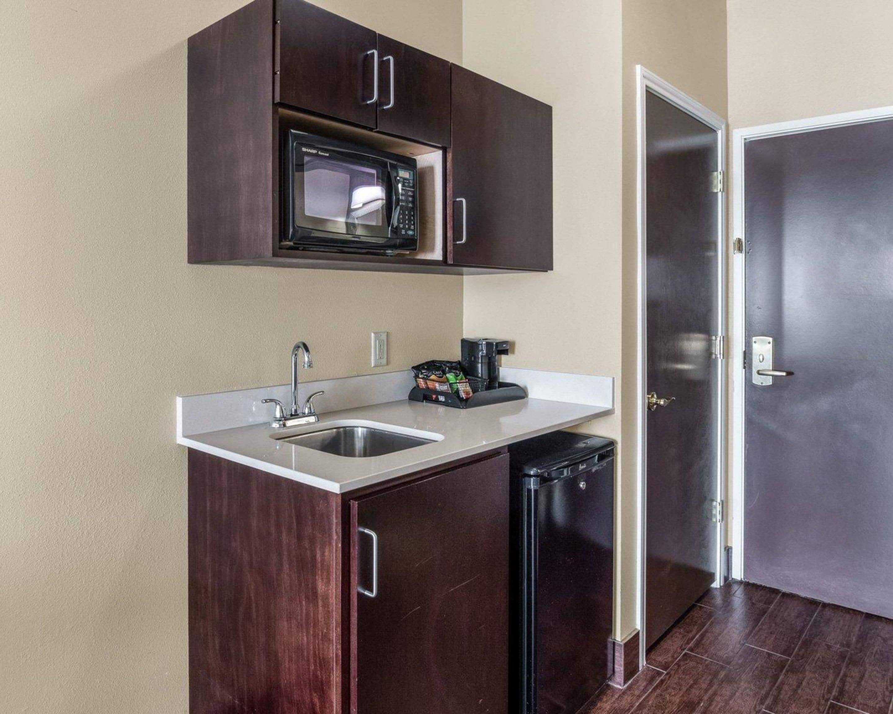 desk, iron/ironing board, free cots/infant beds, free wifi