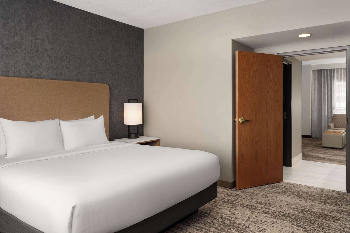 1 bedroom, in-room safe, desk, laptop workspace