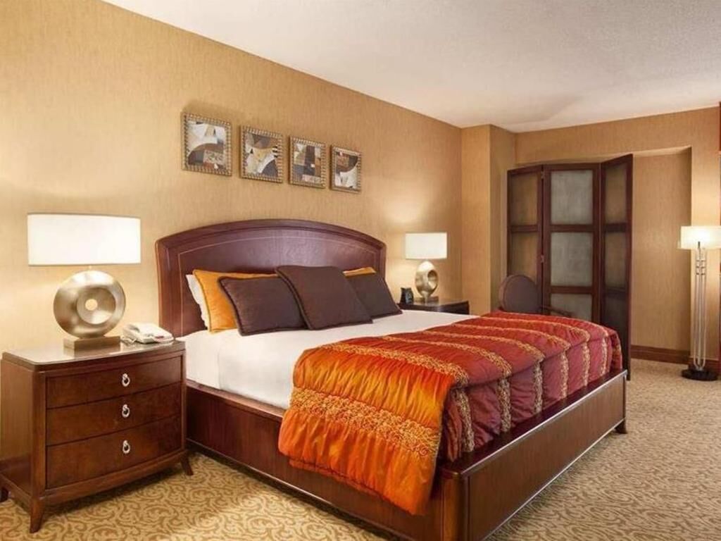 1 bedroom, in-room safe, desk, laptop workspace