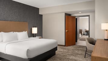 1 bedroom, in-room safe, desk, laptop workspace