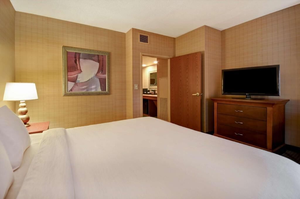 1 bedroom, in-room safe, desk, laptop workspace