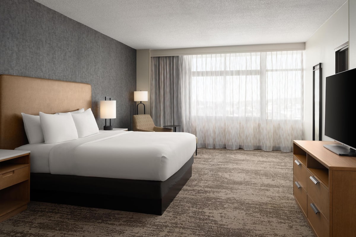 1 bedroom, in-room safe, desk, laptop workspace