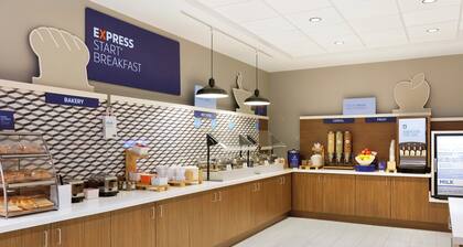 Holiday Inn Express Hocking Hills-Logan by IHG