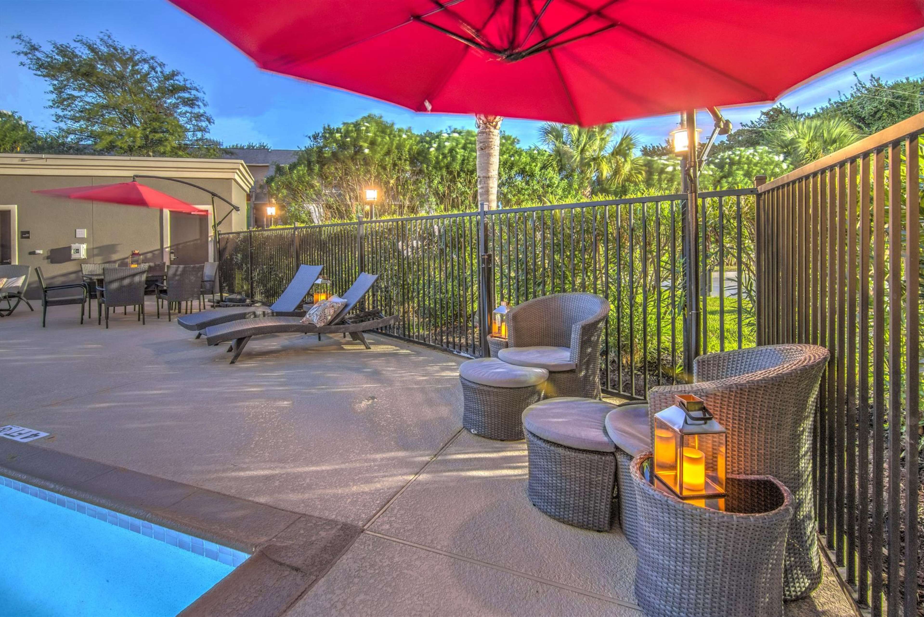 Outdoor pool, open 9:00 AM to 10:00 PM, sun loungers