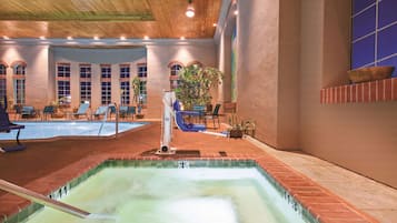 Indoor pool, pool loungers