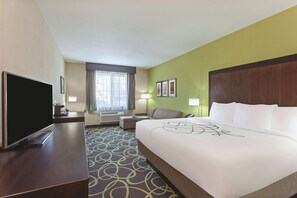 高級寢具、書桌、遮光窗簾/窗簾、熨斗/熨衫板