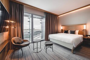Ropa de cama de alta calidad y minibar 