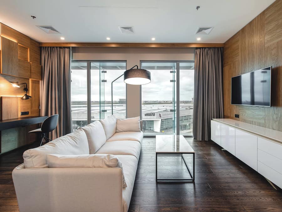 55-inch Smart TV with satellite channels, TV