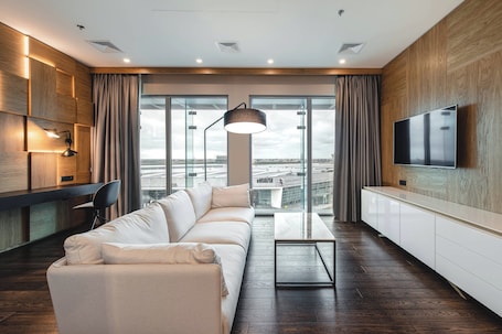 55-inch Smart TV with satellite channels, TV