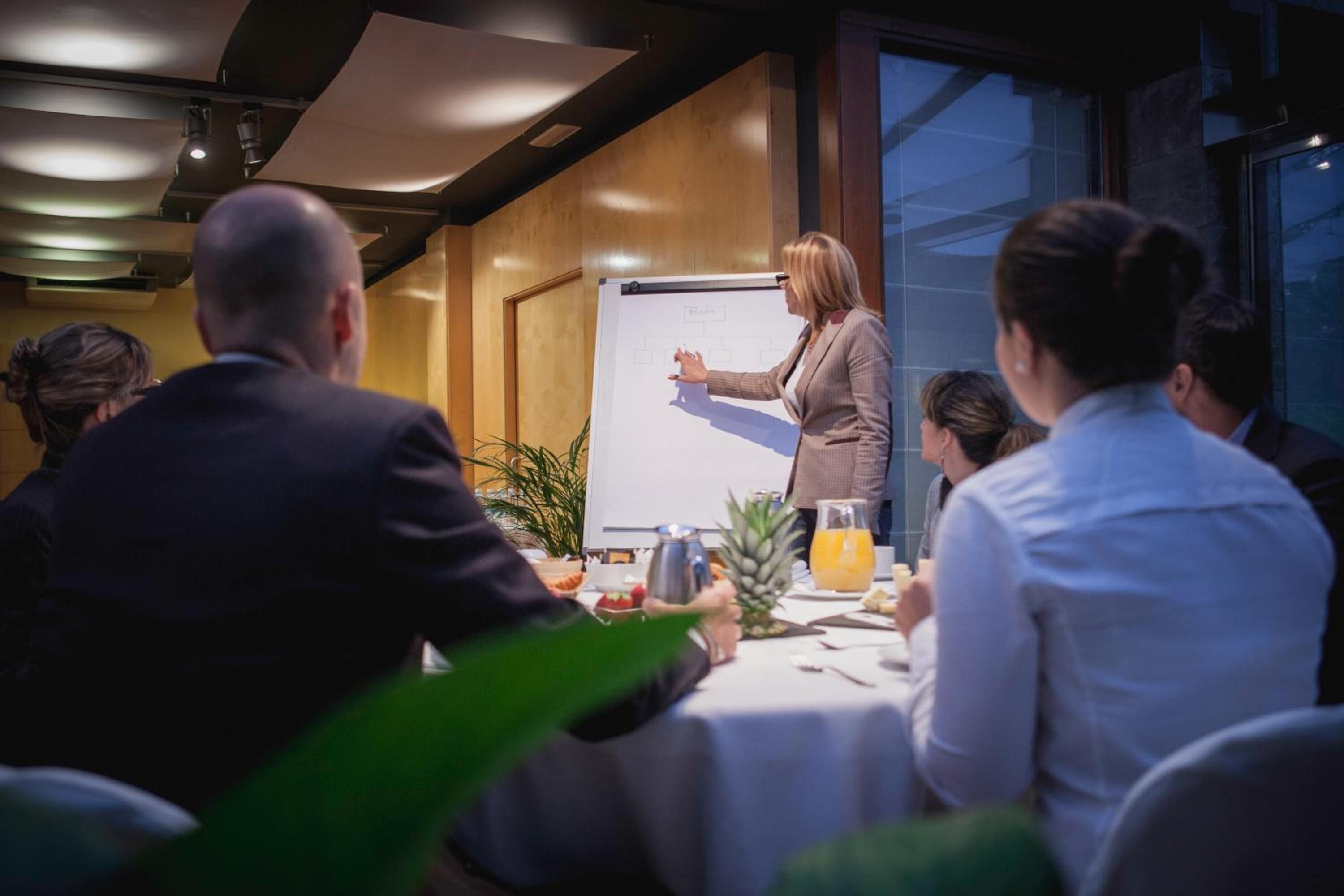 breakfast, lunch, dinner served; garden views