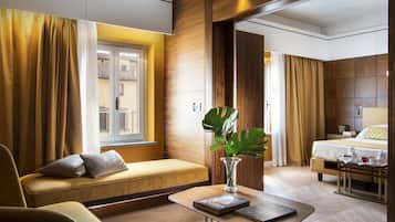 Suite, 1 Bedroom | Minibar, in-room safe, desk, soundproofing