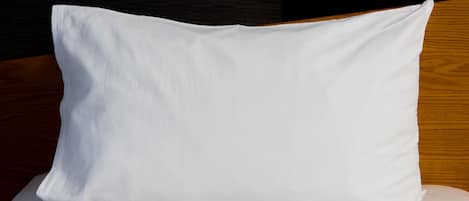 Standard Room (with Free Hot Breakfast) | Desk, laptop workspace, iron/ironing board, free cribs/infant beds
