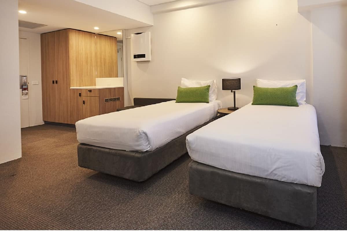 In-room safe, desk, soundproofing, iron/ironing board
