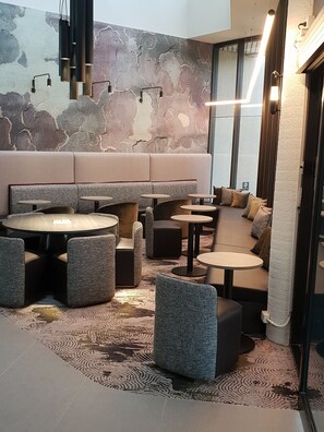 Lobby - Mercure Penrith (Penrith)