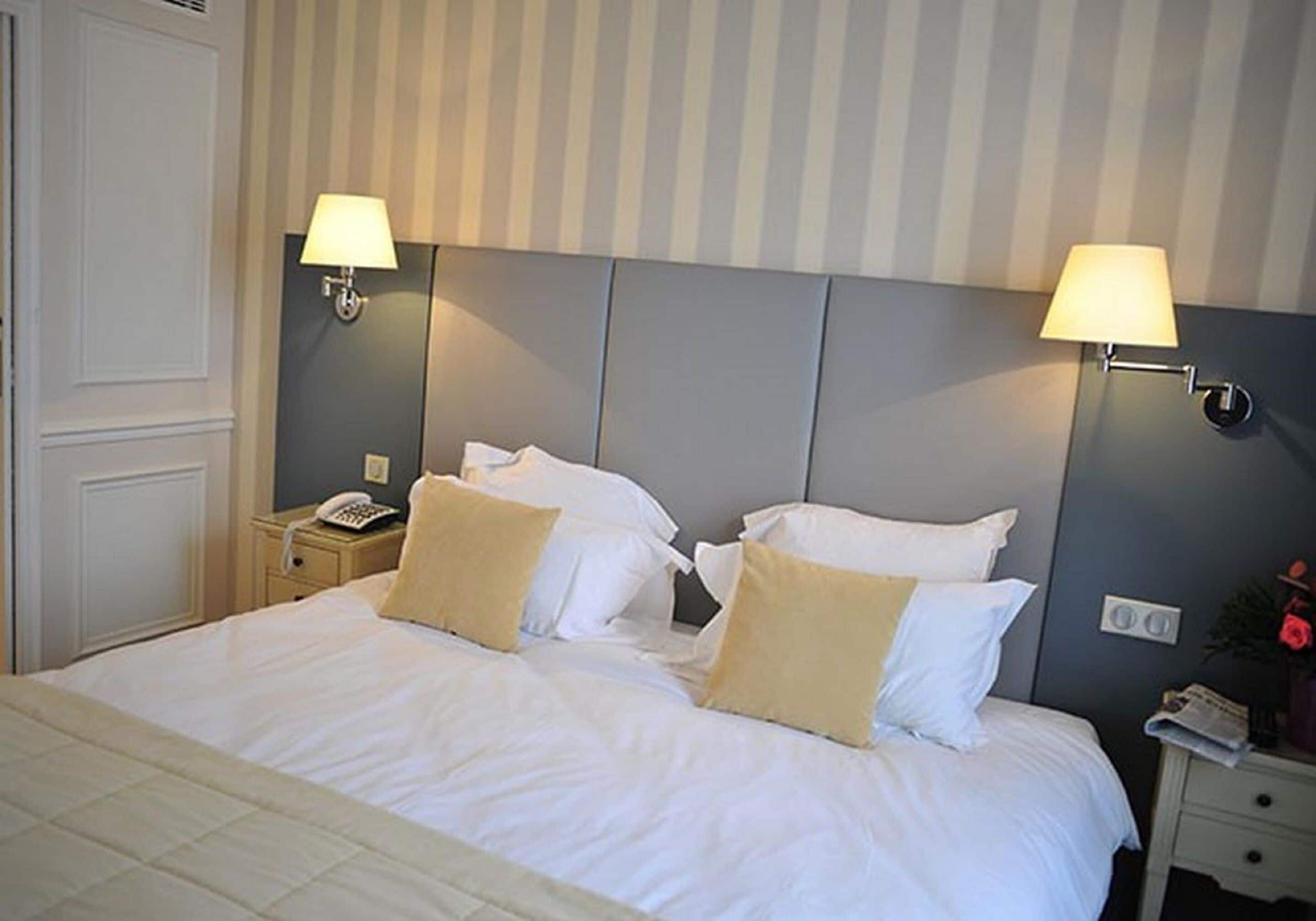 superior room | 1 bedroom, minibar, in-room safe, desk