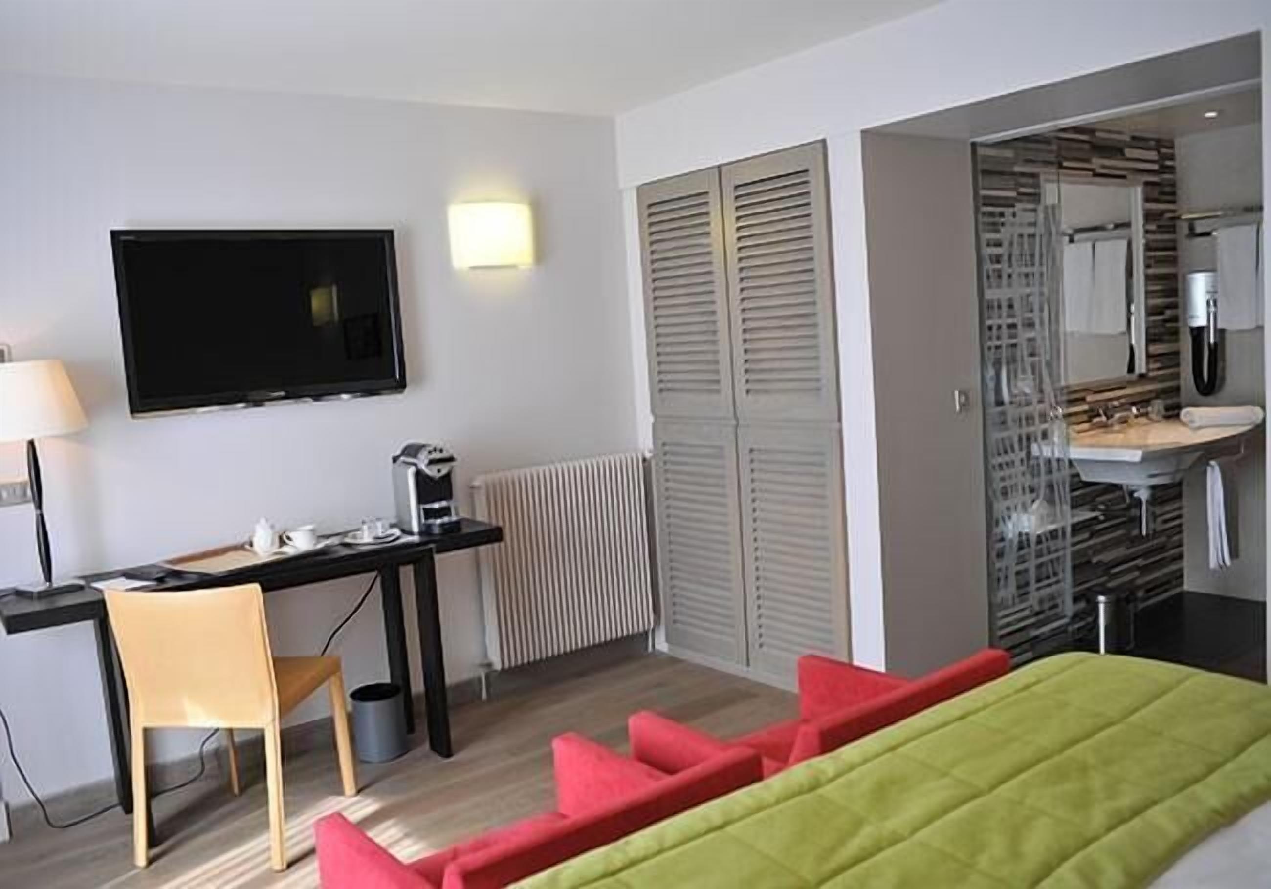 1 bedroom, minibar, in-room safe, desk