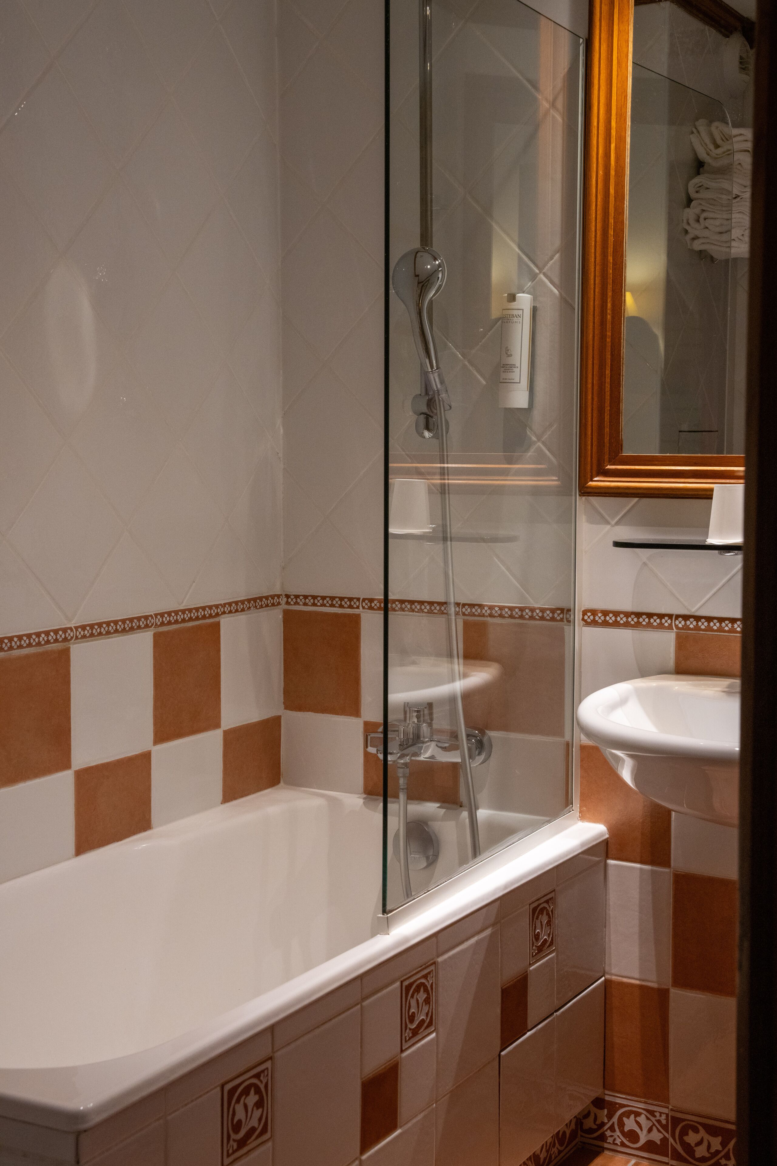 double adjacent | bathroom | free toiletries, hair dryer, towels, soap